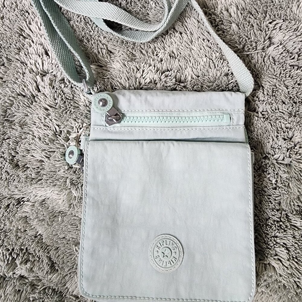 Kipling crossbody